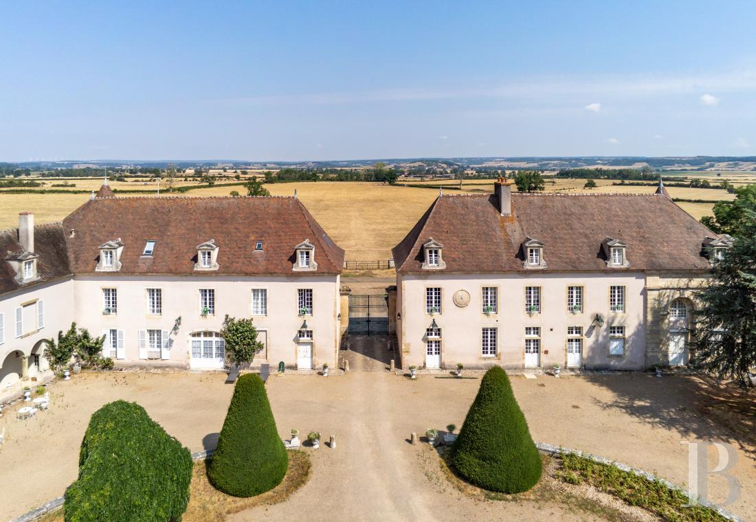 Dans l’Yonne, à équidistance de Paris, Lyon et Genève, une ancienne place forte médiévale et son parc aménagés pour accueillir calmes séjours et grands événements  - photo  n°2